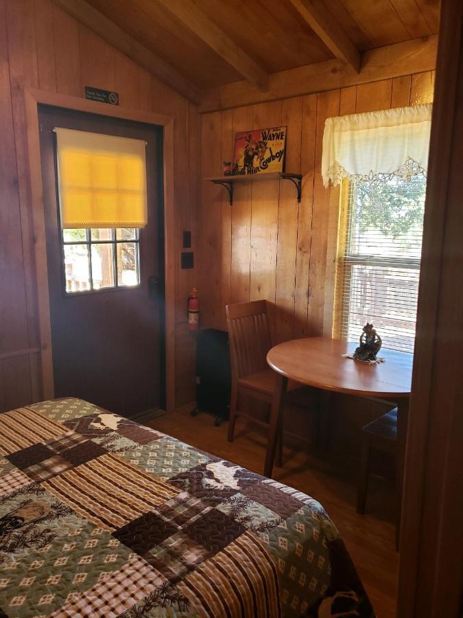Stampede Rv B&B 图姆斯顿 外观 照片