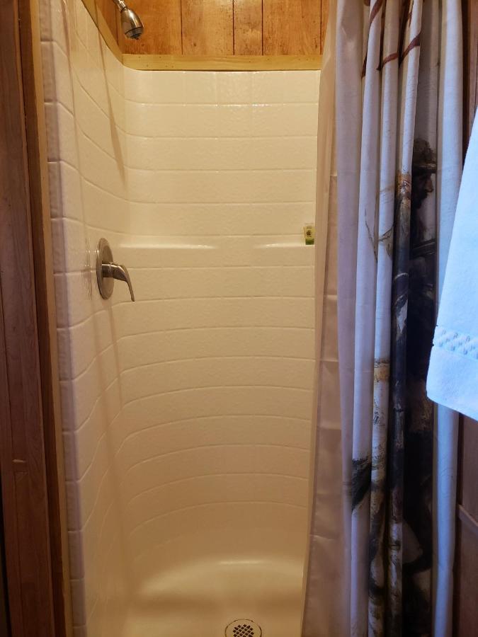 Stampede Rv B&B 图姆斯顿 外观 照片