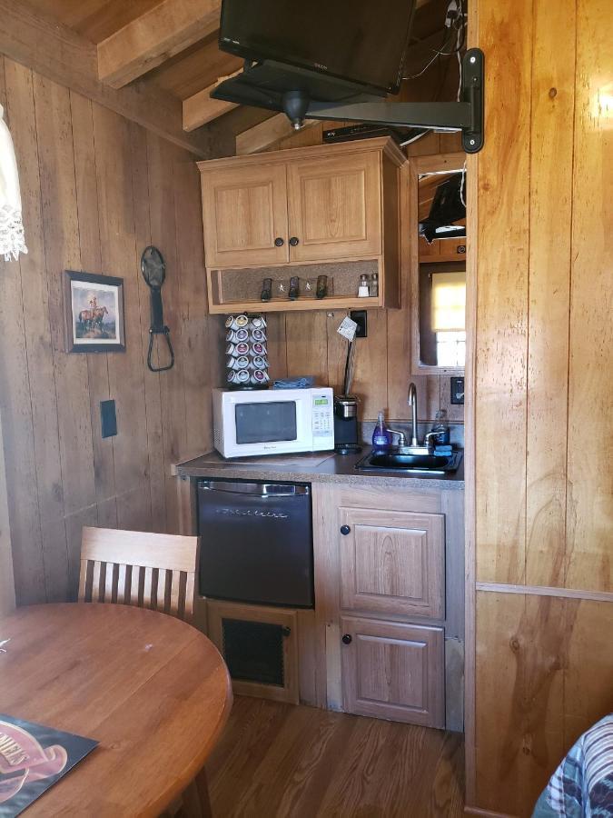 Stampede Rv B&B 图姆斯顿 外观 照片