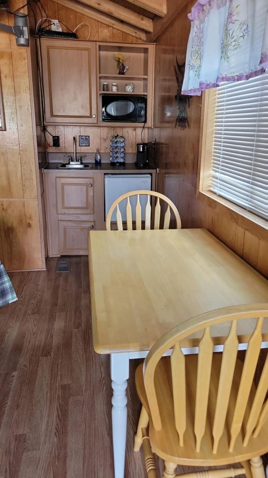 Stampede Rv B&B 图姆斯顿 外观 照片
